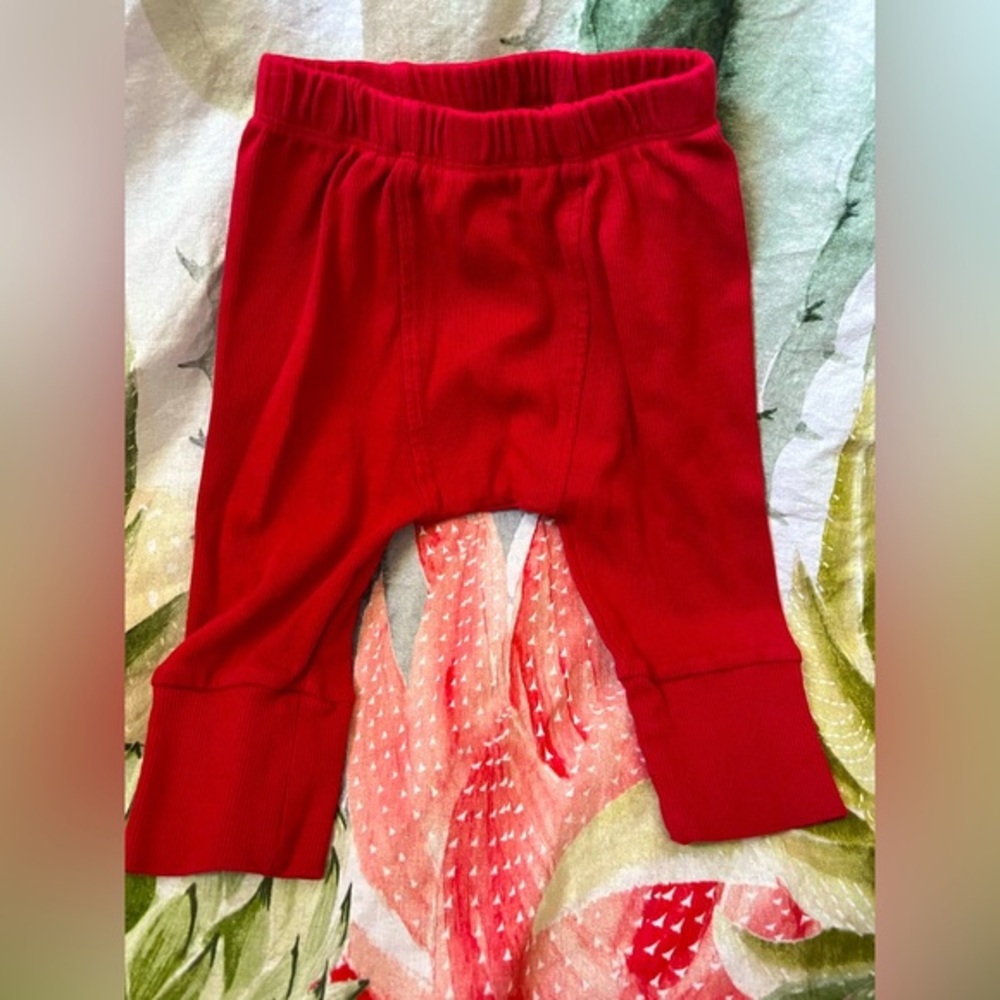 #36 Kate Quinn Red Ribbed Harem Legging 🌵12-18 Months